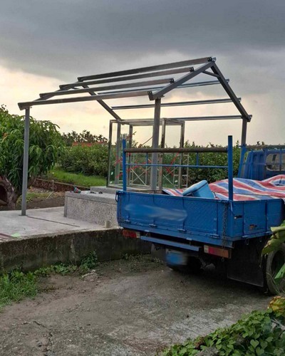 新竹鐵皮屋頂廠房農舍, 新竹琉璃鋼瓦, 新竹烤漆浪板搭建, 新竹屋頂油漆, 新竹白鐵水槽換新, 新竹鐵皮屋推薦, 新竹蓋鐵皮屋, 新竹鐵工師傅, 新竹鐵皮屋設計, 新竹鐵皮屋搭建, 新竹鐵皮屋新建, 新竹鐵皮屋翻修