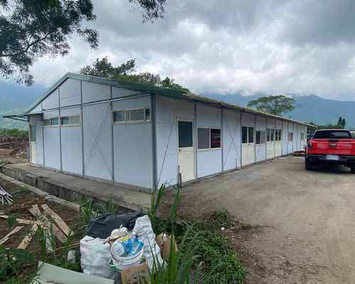 新竹鐵皮屋推薦, 新竹鐵皮屋施工, 新竹鋼構鐵皮屋, 新竹鐵皮屋修繕, 新竹蓋鐵皮屋, 新竹鐵工, 新竹鐵件製作, 新竹房屋工程公司, 新竹木工, 新竹水電, 新竹泥作, 新竹鐵工, 新竹防水, 新竹油漆