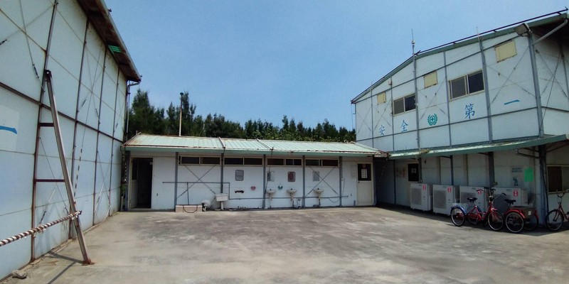 新竹鐵皮屋推薦, 新竹鐵皮屋施工, 新竹鋼構鐵皮屋, 新竹鐵皮屋修繕, 新竹蓋鐵皮屋, 新竹鐵工, 新竹鐵件製作, 新竹房屋工程公司, 新竹木工, 新竹水電, 新竹泥作, 新竹鐵工, 新竹防水, 新竹油漆