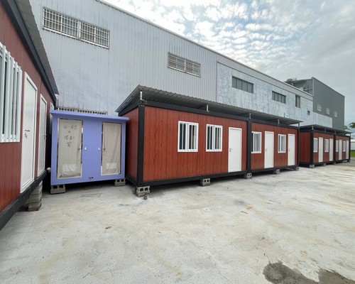 新竹鐵工, 新竹鐵工師傅, 新竹客製作鐵件施工, 新竹組合屋, 新竹鐵皮屋施工, 新竹鐵皮屋設計, 新竹搭建鐵皮屋, 新竹組合屋施工, 新竹搭鐵厝